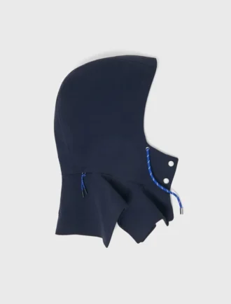 Capuche imperméable à cordon