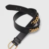 Ceinture en cuir avec détails en chaîne Ceinture en cuir avec détails en chaîne
