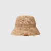 Chapeau bob en raphia crocheté Chapeau bob en raphia crocheté