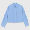 Chemise brodée avec dos plissé Chemise brodée avec dos plissé