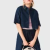 Chemise courte en denim brodée Chemise courte en denim brodée