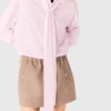 Chemise courte à nœud papillon Chemise courte à nœud papillon