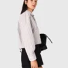 Chemise à strass avec cravate amovible Chemise à strass avec cravate amovible