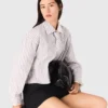 Chemise à strass avec cravate amovible Chemise à strass avec cravate amovible