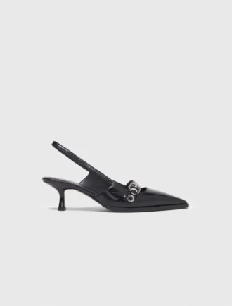 Escarpins en cuir avec bride à œillets