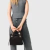 Gilet ajusté à boutons bijoux Gilet ajusté à boutons bijoux