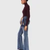 Jean bootcut avec poches zippées