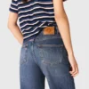 Jean à jambes larges