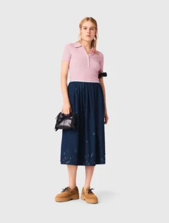 Jupe midi en denim brodée
