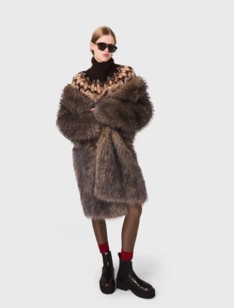 Long manteau en fausse fourrure