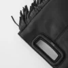 M Bag en cuir lisse avec franges M Bag en cuir lisse avec franges
