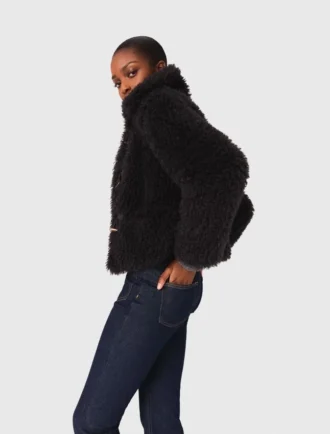 Manteau court bouclé