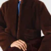 Manteau court en fausse fourrure Manteau court en fausse fourrure