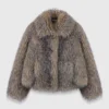 Manteau court en fausse fourrure Manteau court en fausse fourrure