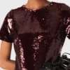 Mini-robe brodée de paillettes Mini-robe brodée de paillettes