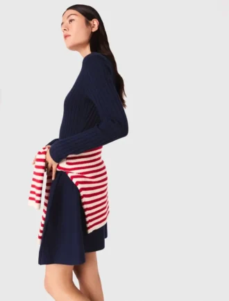 Mini-robe en maille à jupe évasée