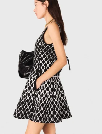 Mini-robe en maille à motifs Mini-robe en maille à motifs