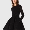 Mini-robe évasée en velours