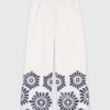 Pantalon avec détail au crochet