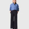 Pantalon de costume à jambes larges