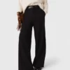 Pantalon de costume à jambes larges