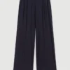 Pantalon de costume à jambes larges