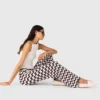 Pantalon en crochet zigzag Pantalon en crochet zigzag