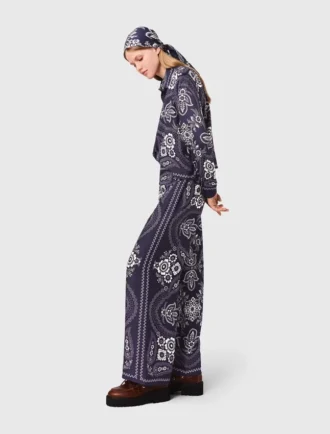 Pantalon fluide à imprimé bandana