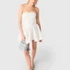 Robe bustier courte brodée