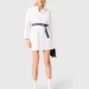 Robe chemise avec ceinture contrastée