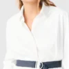 Robe chemise avec ceinture contrastée