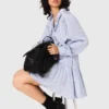 Robe chemise fluide cloutée