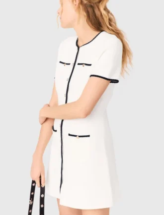 Robe courte avec bordure contrastée
