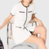 Robe courte avec bordure contrastée
