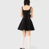 Robe courte avec surpiqûres