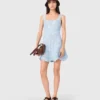 Robe courte en crochet