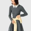 Robe courte en maille à col perlé Robe courte en maille à col perlé