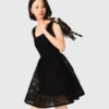 Robe courte en maille panier brodée