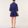 Robe courte plissée effet satiné