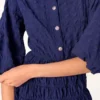 Robe courte plissée effet satiné