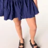 Robe courte plissée effet satiné
