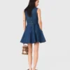 Robe courte évasée en denim Robe courte évasée en denim