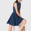 Robe courte évasée en denim Robe courte évasée en denim