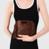 Mini M Bag en cuir avec clous Mini M Bag en cuir avec clous