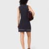 Robe droite en maille cousue Robe droite en maille cousue