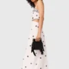 Robe longue à découpes brodées