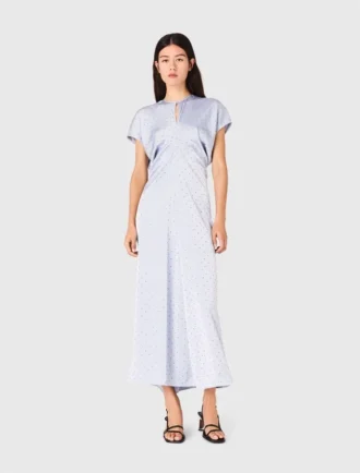 Robe longue en satin, taille plissée
