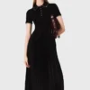 Robe longue plissée à col polo