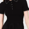 Robe longue plissée à col polo