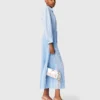 Robe longue plissée à œillets